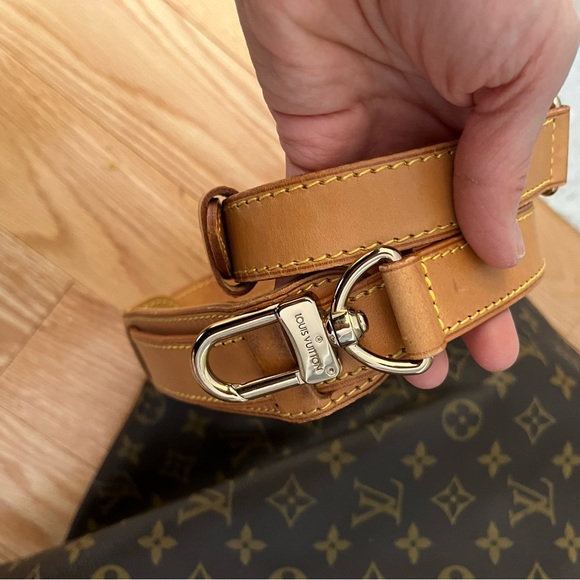 ❌SOLD❌ Louis Vuitton Keepall 50 - Picture 8 of 16